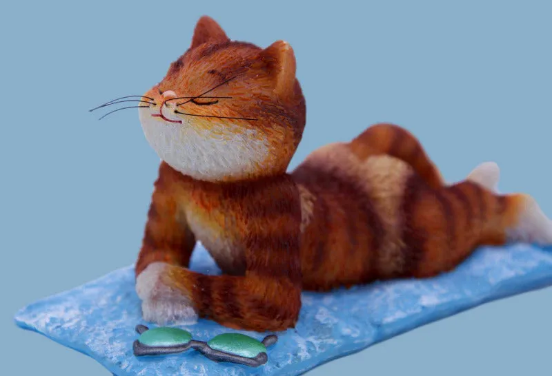 9 Lives Costa Cat Ginger Figurine