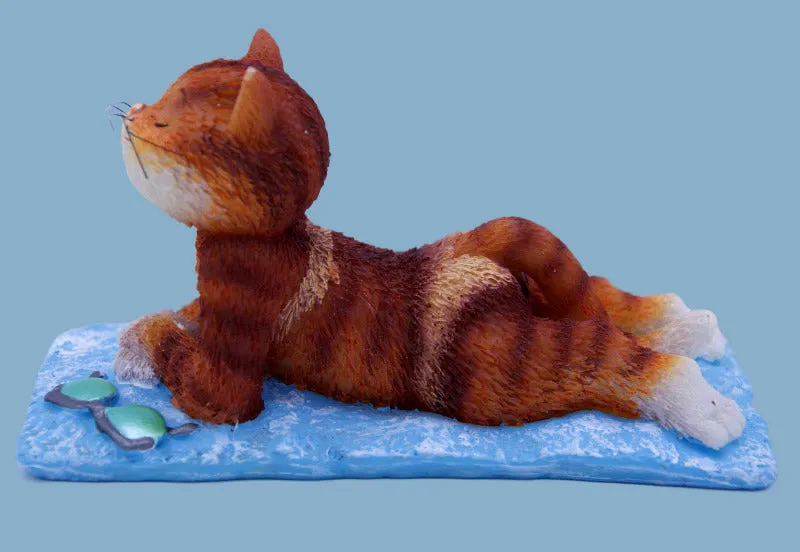 9 Lives Costa Cat Ginger Figurine