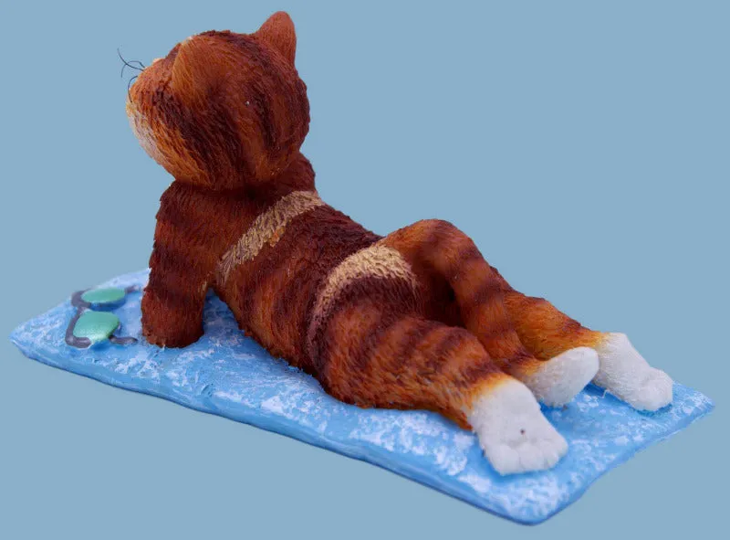9 Lives Costa Cat Ginger Figurine
