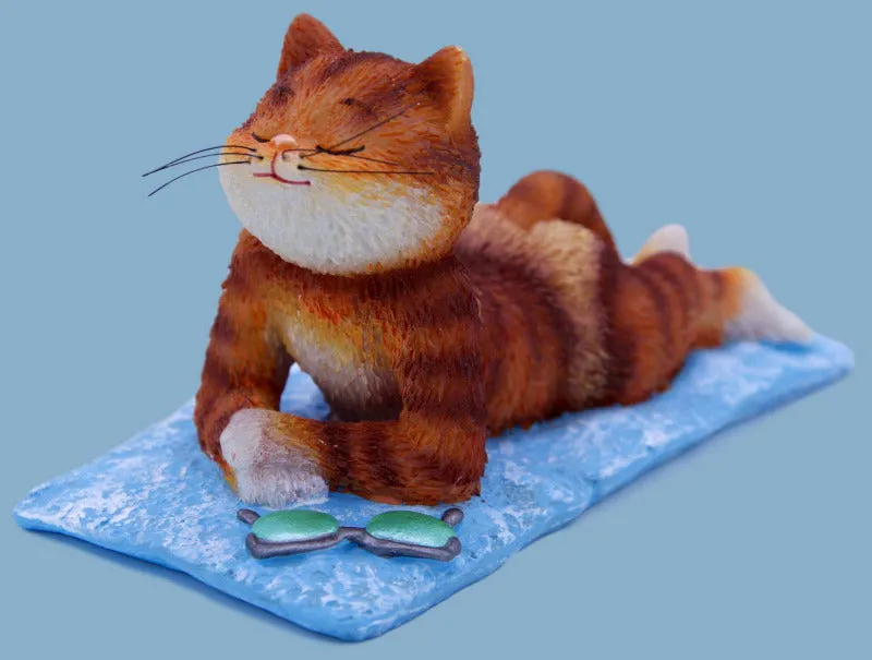 9 Lives Costa Cat Ginger Figurine