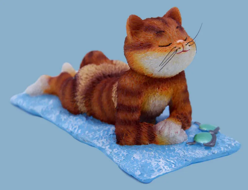 9 Lives Costa Cat Ginger Figurine