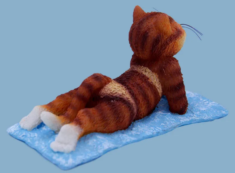 9 Lives Costa Cat Ginger Figurine