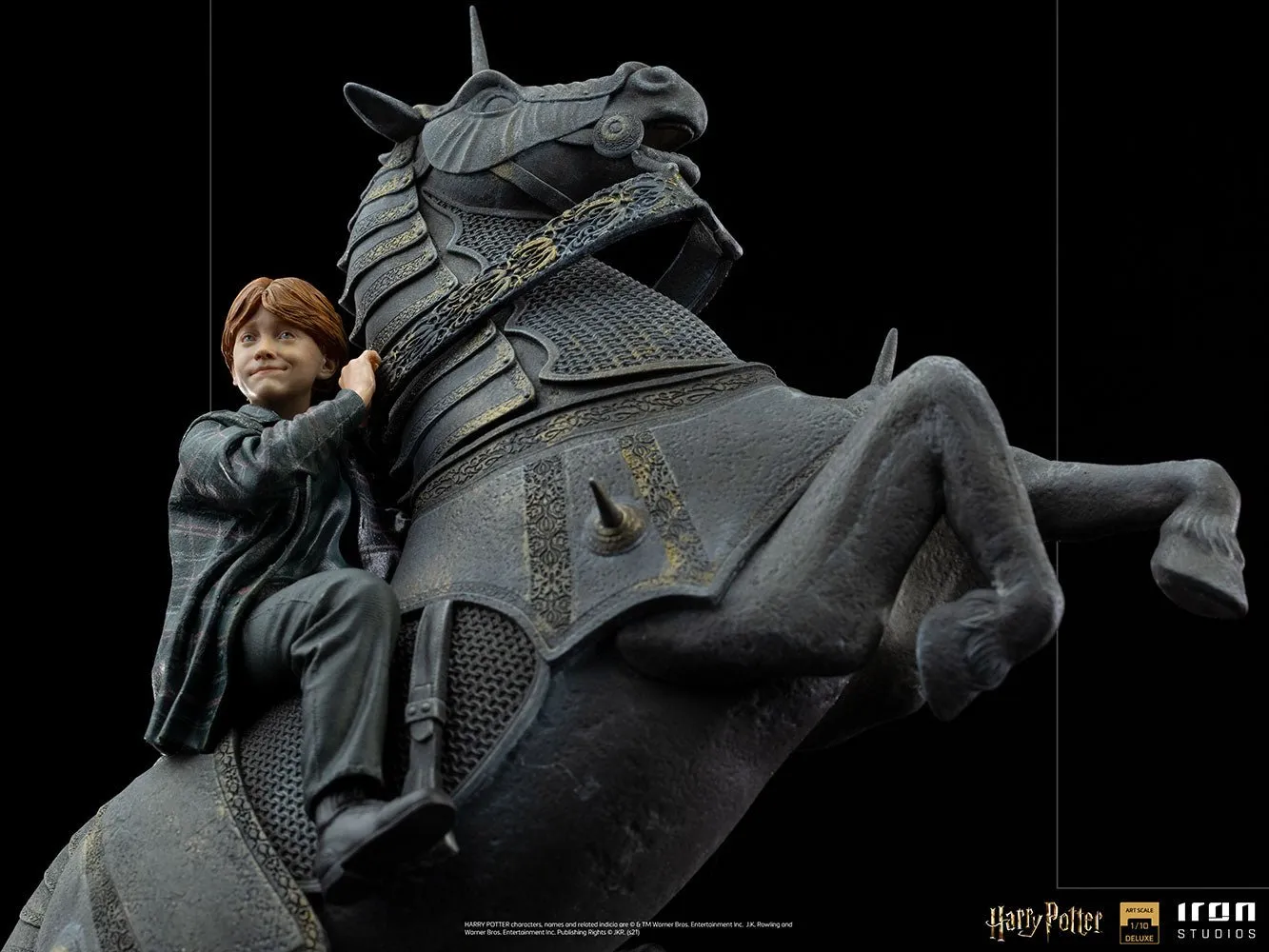 Iron Studios Harry Potter and the Sorcerer's Stone Ron Weasley at the Wizard Chess Deluxe 1:10 Scale Statue