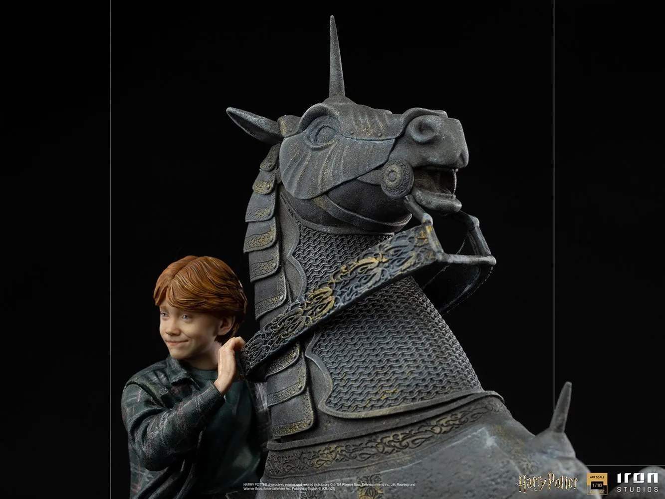 Iron Studios Harry Potter and the Sorcerer's Stone Ron Weasley at the Wizard Chess Deluxe 1:10 Scale Statue