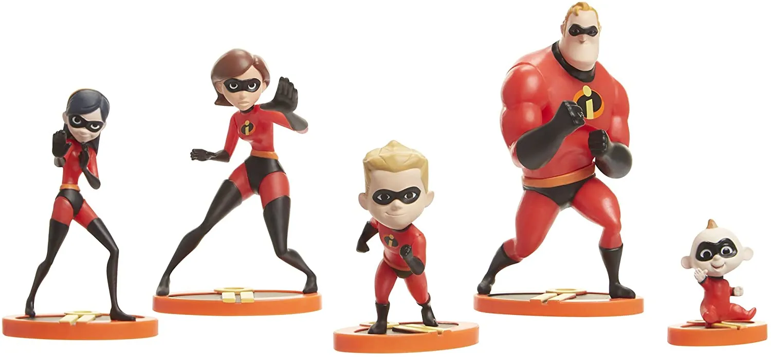 The Incredibles 2, 5 Piece Family Figure Set comes with Mr./Mrs. Incredible, Violet, Dash, Jack-Jack Parr