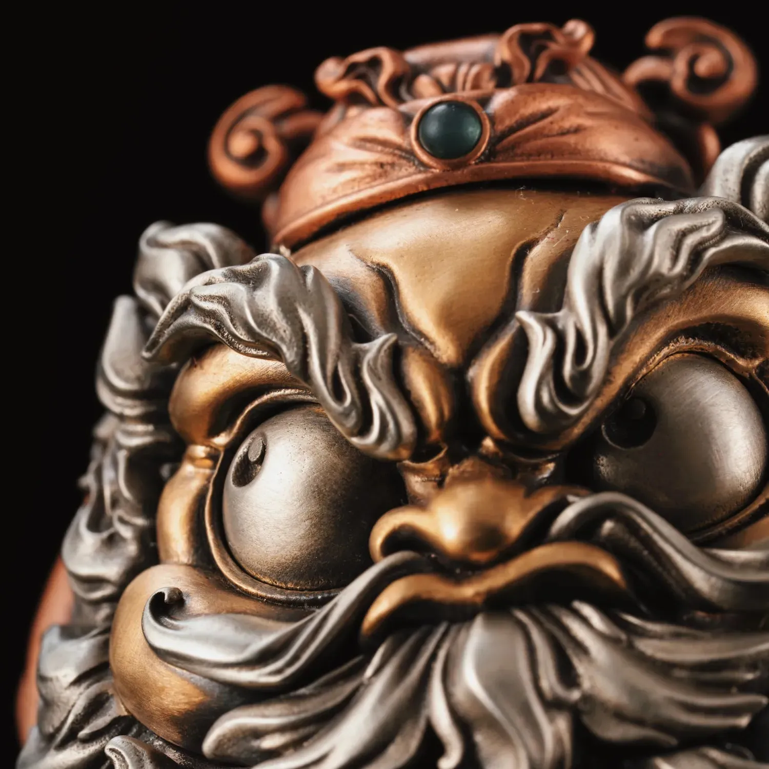 Zhong Kui Statue